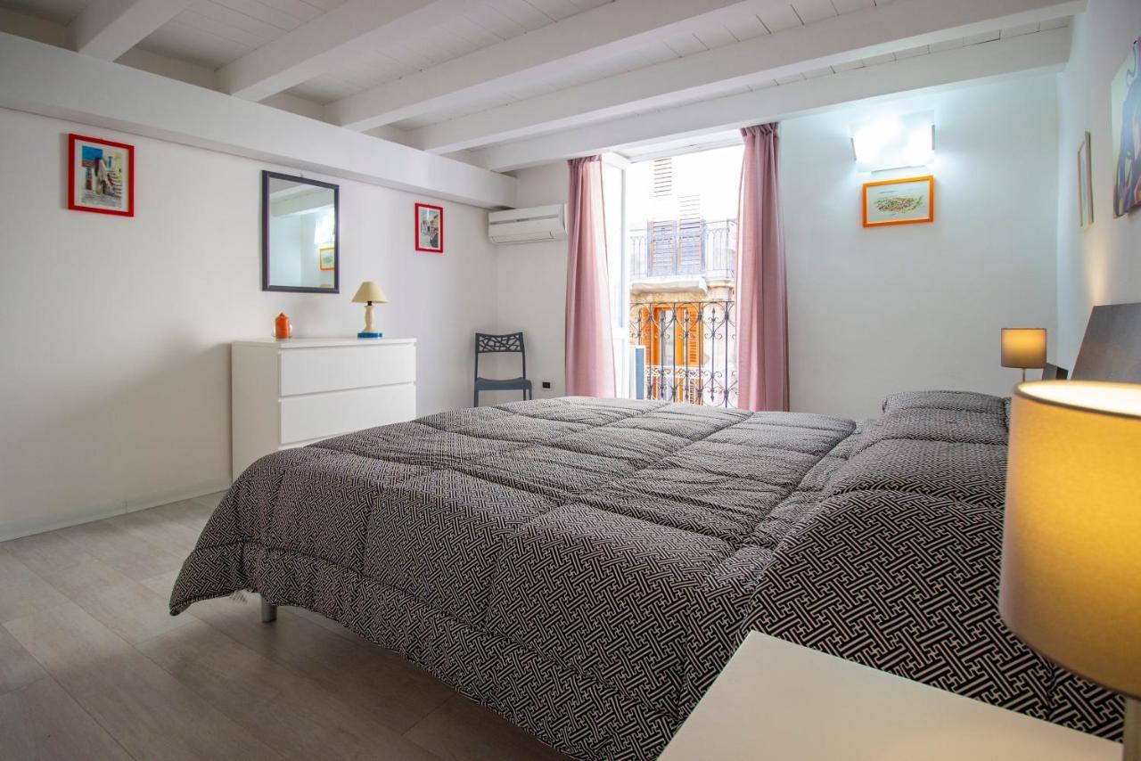 Maniace Homes - Federico & Angelica By Ortigia Apartments Syracuse Bagian luar foto