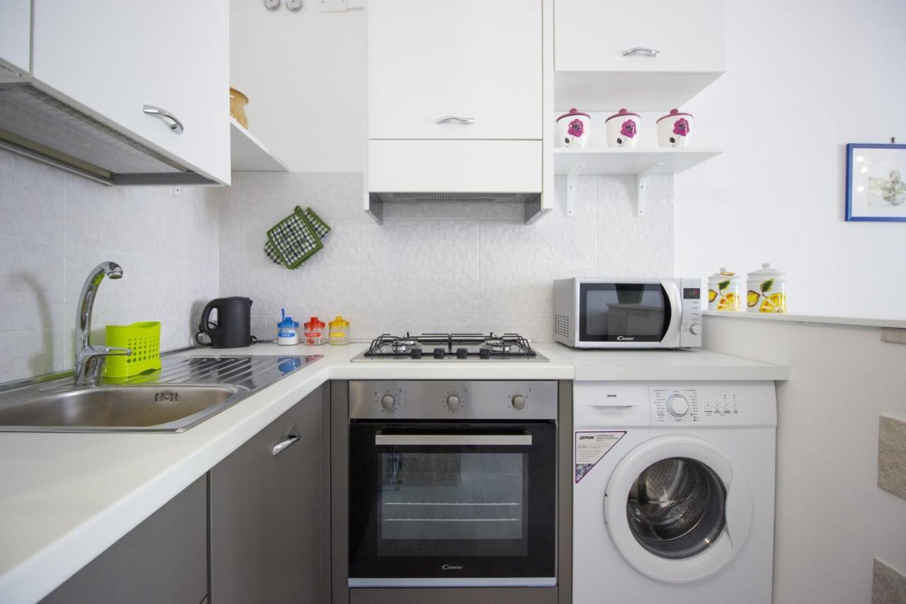 Maniace Homes - Federico & Angelica By Ortigia Apartments Syracuse Bagian luar foto
